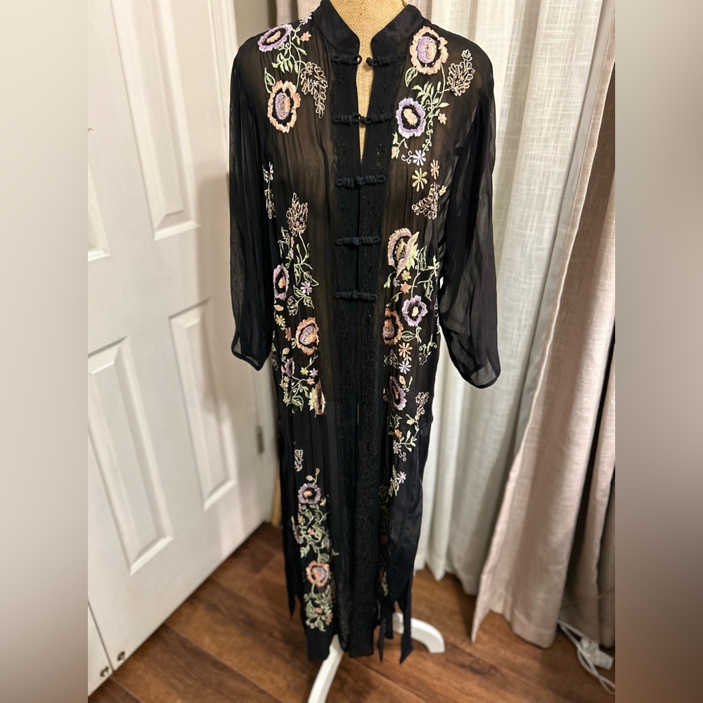Vintage t Rose sheer black dressing gown with embroidered front panels.